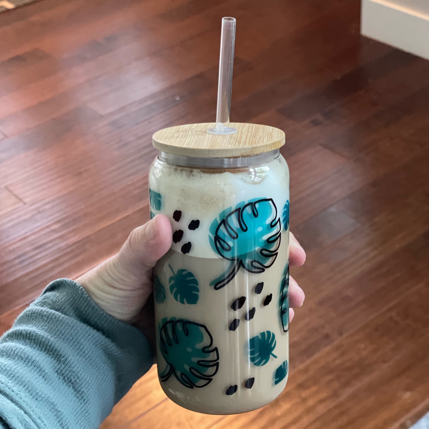 Monstera Can Glass with Straw and Lid