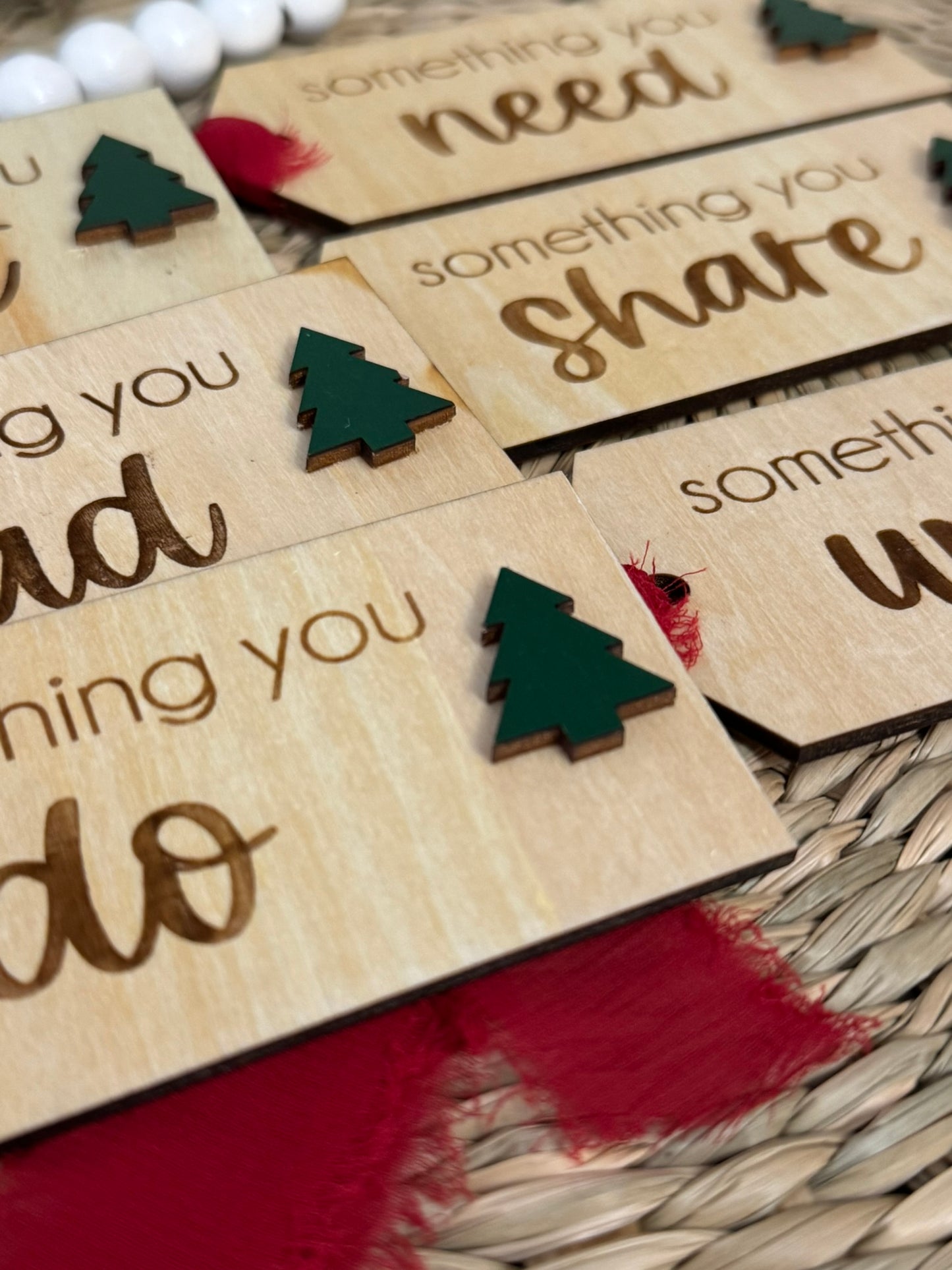 Engraved Minimalist Gift Tag Set