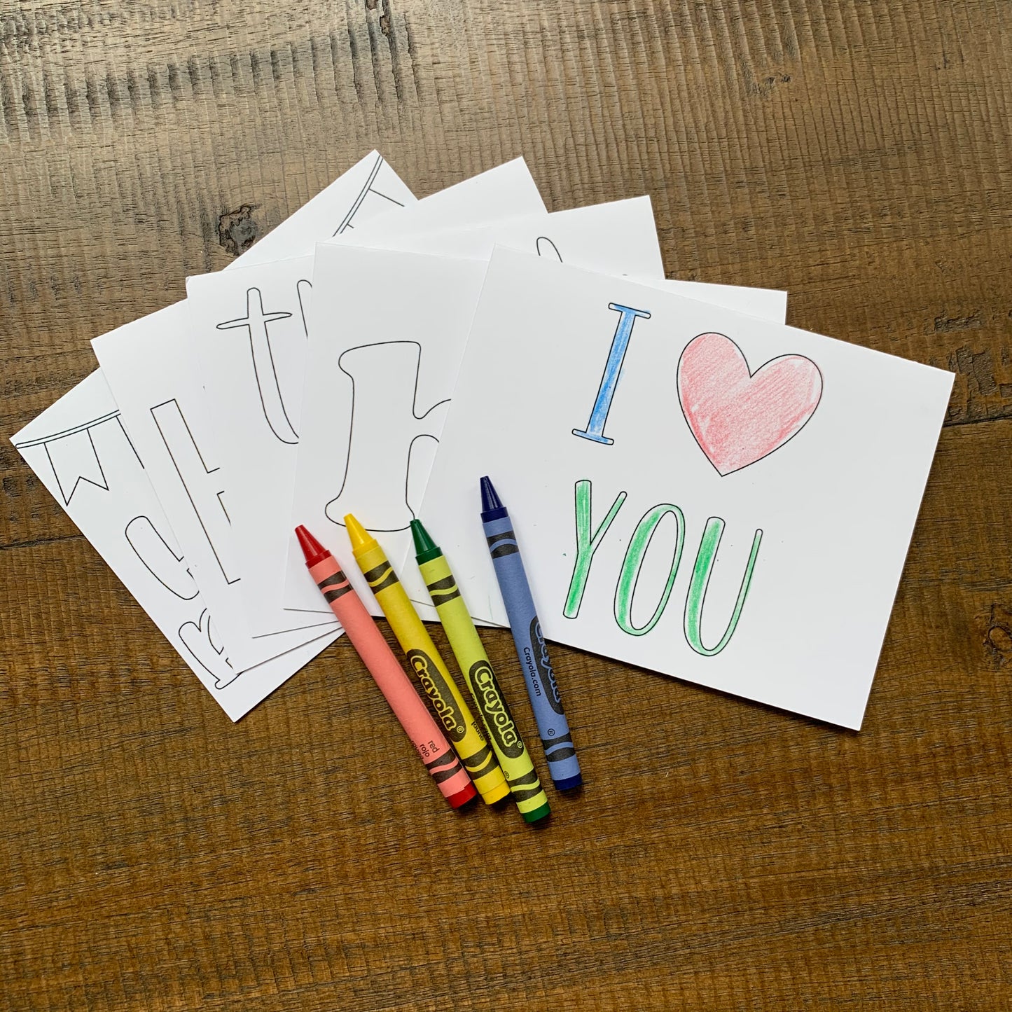 Kids Coloring Notecard Set with Crayons