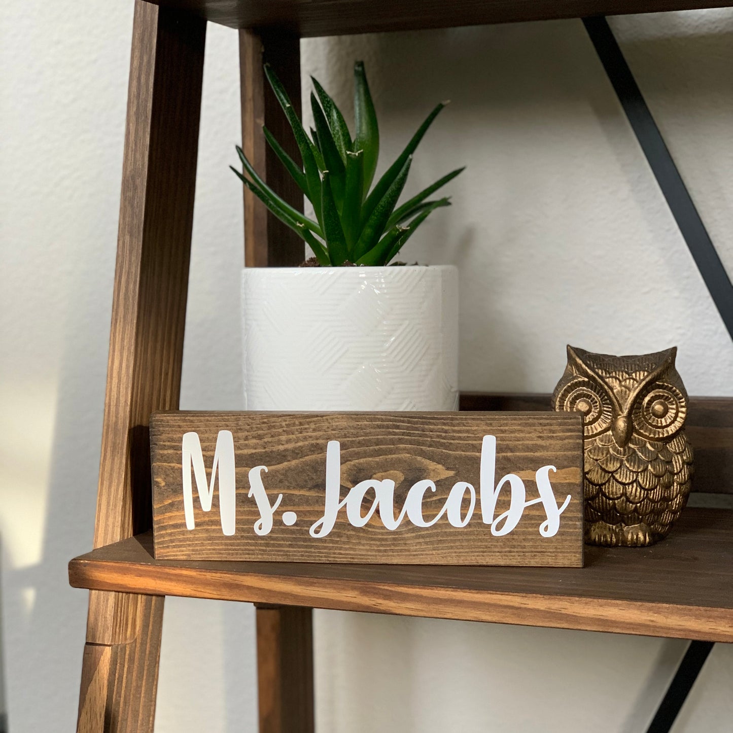 Personalized Teacher Name Sign